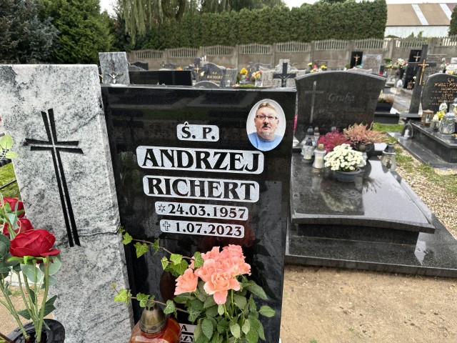 Andrzej Richert 1957 Luzino - Grobonet - Wyszukiwarka osób pochowanych