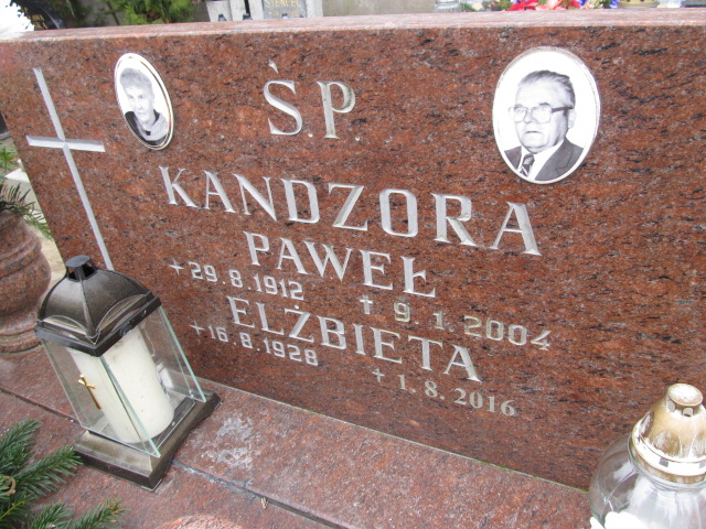 Grób Elżbieta Kandzora