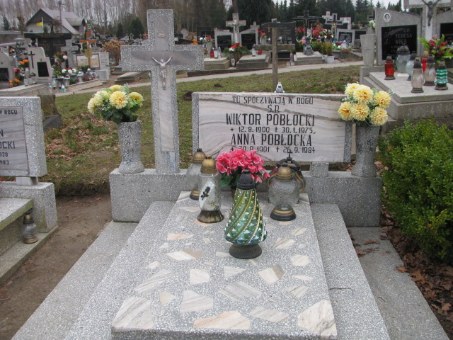 Grób Wiktor Pobłocki